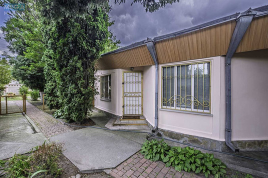 Продаж дома, 3&nbsp;поверху, 423&nbsp;кв.м, 8&nbsp;кімнат, ділянка 32&nbsp;сотки, <a class="location-link" href="/bucha/" title="Недвижимость Буча">Буча</a>, Івана Франка (изображение 6)