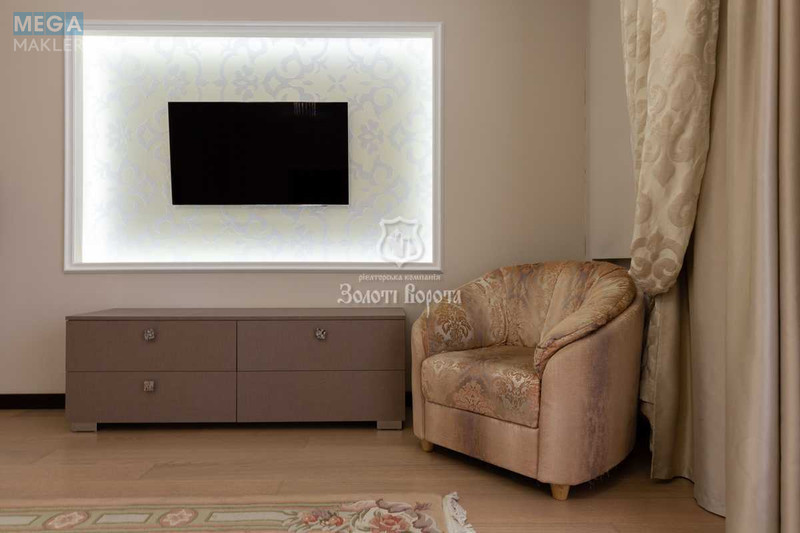 Продаж 3 кімнатної квартири (134,6/70,7/16,1), 6 пов. 16 пов. будинку, <a class="location-link" href="/kiev/" title="Недвижимость Київ">Київ</a>, <a class="location-link" href="/kiev/pecherskij/" title="Недвижимость Печерський район">Печерський р-н</a>, Лесі Українки бульв., 7Б (изображение 8)