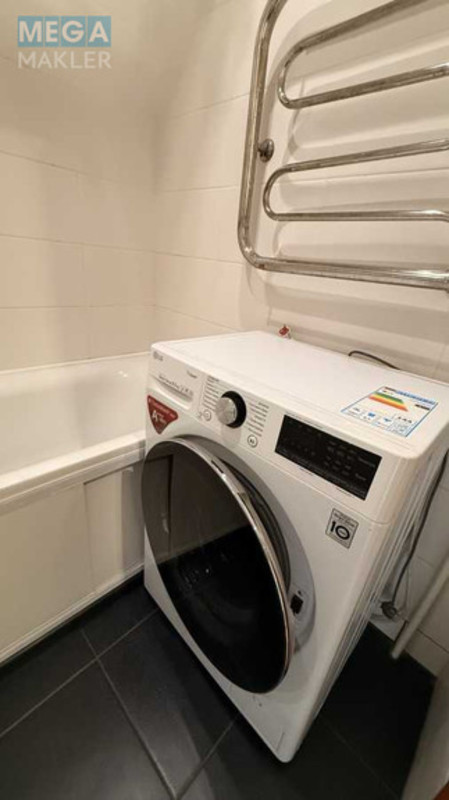 Продаж 3 кімнатної квартири (64/?/8), 8 пов. 9 пов. будинку, <a class="location-link" href="/dnepropetrovsk/" title="Недвижимость Дніпра">Дніпро</a>, Проспект Слобожанський, 19 (изображение 4)