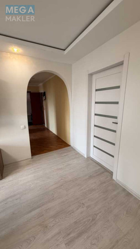 Продаж 3 кімнатної квартири (64/?/8), 8 пов. 9 пов. будинку, <a class="location-link" href="/dnepropetrovsk/" title="Недвижимость Дніпра">Дніпро</a>, Проспект Слобожанський, 19 (изображение 8)