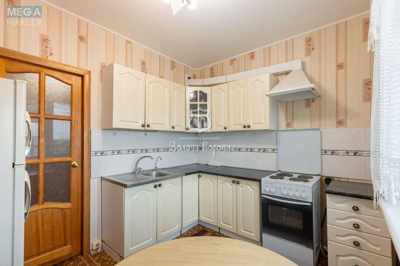 Продаж 2 кімнатної квартири (59,8/29,3/8,2), 9 пов. 16 пов. будинку, <a class="location-link" href="/kiev/" title="Недвижимость Київ">Київ</a>, <a class="location-link" href="/kiev/svyatoshinskij/" title="Недвижимость Святошинський район">Святошинський р-н</a>, Клавдіївська вул., 23/15 (изображение 9)