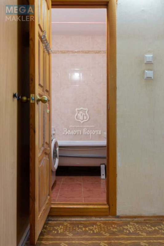 Продаж 2 кімнатної квартири (59,8/29,3/8,2), 9 пов. 16 пов. будинку, <a class="location-link" href="/kiev/" title="Недвижимость Київ">Київ</a>, <a class="location-link" href="/kiev/svyatoshinskij/" title="Недвижимость Святошинський район">Святошинський р-н</a>, Клавдіївська вул., 23/15 (изображение 15)