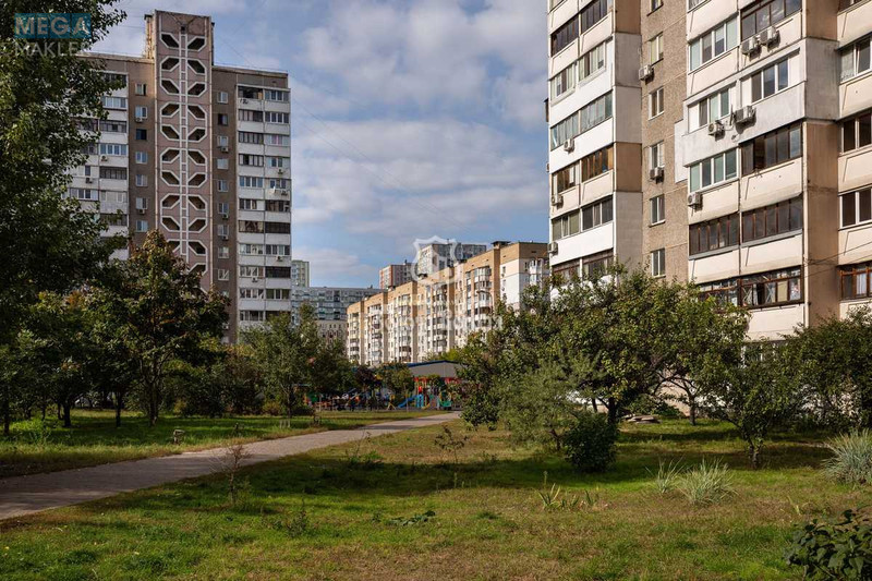 Продаж 2 кімнатної квартири (59,8/29,3/8,2), 9 пов. 16 пов. будинку, <a class="location-link" href="/kiev/" title="Недвижимость Київ">Київ</a>, <a class="location-link" href="/kiev/svyatoshinskij/" title="Недвижимость Святошинський район">Святошинський р-н</a>, Клавдіївська вул., 23/15 (изображение 21)