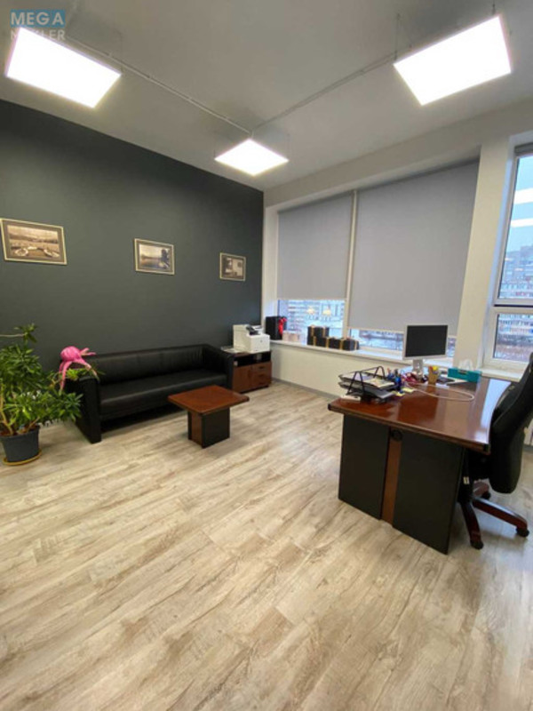 Оренда комерційної нерухомості, 222&nbsp;кв.м, под офис, <a class="location-link" href="/kiev/" title="Недвижимость Київ">Київ</a>, <a class="location-link" href="/kiev/dneprovskij/" title="Недвижимость Дніпровський район">Дніпровський р-н</a>, Евгения Сверстюка ул., 11 (изображение 7)