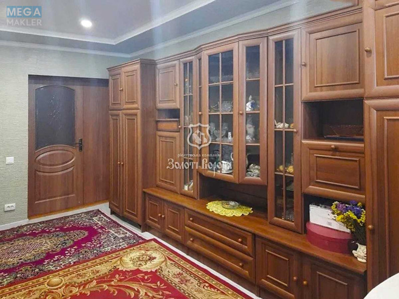 Продаж 3 кімнатної квартири (74/35/12), 1 пов. 4 пов. будинку, <a class="location-link" href="/gogolev/" title="Недвижимость Гоголів">Гоголів</a>, Європейська, 5 (изображение 5)