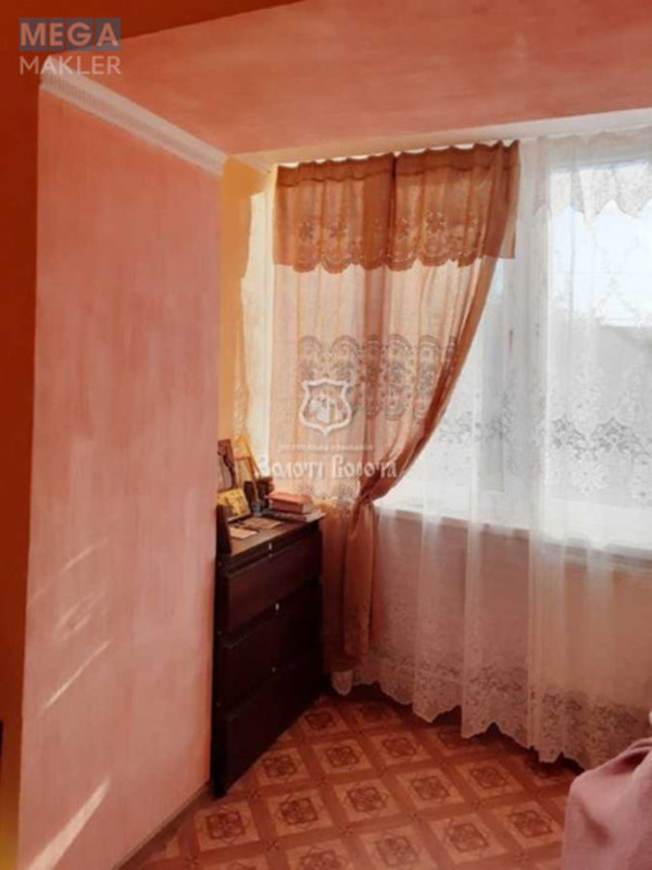 Продаж 3 кімнатної квартири (74/35/12), 1 пов. 4 пов. будинку, <a class="location-link" href="/gogolev/" title="Недвижимость Гоголів">Гоголів</a>, Європейська, 5 (изображение 8)