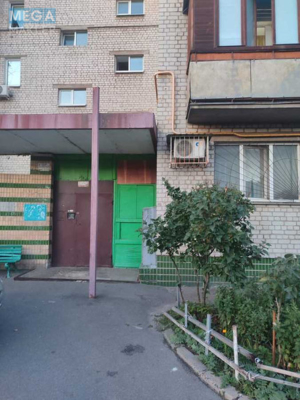 Продаж 1 кімнатної квартири (21,5/11/4,9), 9 пов. 9 пов. будинку, <a class="location-link" href="/kiev/" title="Недвижимость Київ">Київ</a>, <a class="location-link" href="/kiev/darnickij/" title="Недвижимость Дарницький район">Дарницький р-н</a>, Ялтинская ул., 9А (изображение 7)