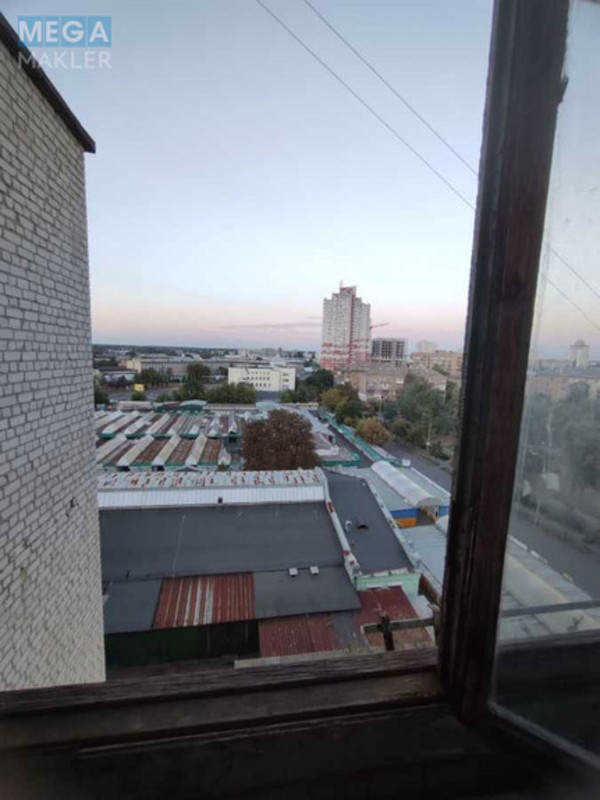 Продаж 1 кімнатної квартири (21,5/11/4,9), 9 пов. 9 пов. будинку, <a class="location-link" href="/kiev/" title="Недвижимость Київ">Київ</a>, <a class="location-link" href="/kiev/darnickij/" title="Недвижимость Дарницький район">Дарницький р-н</a>, Ялтинская ул., 9А (изображение 8)