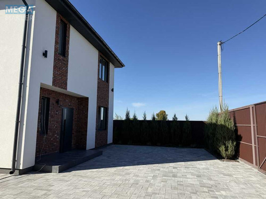 Продаж дома, 2&nbsp;поверху, 177&nbsp;кв.м, 5&nbsp;кімнат, ділянка 8&nbsp;соток, <a class="location-link" href="/pogreby-selo-kv-brovarskij-rajon/" title="Недвижимость Погреби">Погреби</a>, Джерельна (изображение 11)