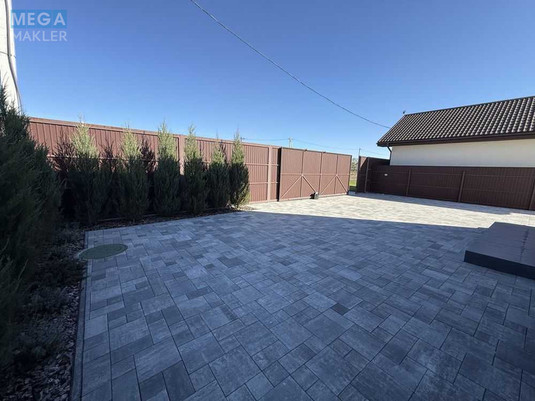 Продаж дома, 2&nbsp;поверху, 177&nbsp;кв.м, 5&nbsp;кімнат, ділянка 8&nbsp;соток, <a class="location-link" href="/pogreby-selo-kv-brovarskij-rajon/" title="Недвижимость Погреби">Погреби</a>, Джерельна (изображение 13)