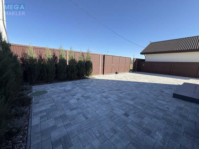 Продаж дома, 2&nbsp;поверху, 177&nbsp;кв.м, 5&nbsp;кімнат, ділянка 8&nbsp;соток, <a class="location-link" href="/pogreby-selo-kv-brovarskij-rajon/" title="Недвижимость Погреби">Погреби</a>, Джерельна (изображение 13)