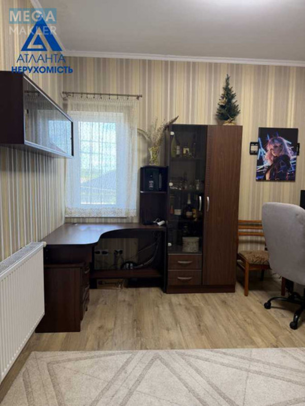 Продаж дома, 2&nbsp;поверху, 197&nbsp;кв.м, 4&nbsp;кімнати, ділянка 5&nbsp;соток, <a class="location-link" href="/lutsk/" title="Недвижимость Луцьк">Луцьк</a>, Миру (изображение 13)
