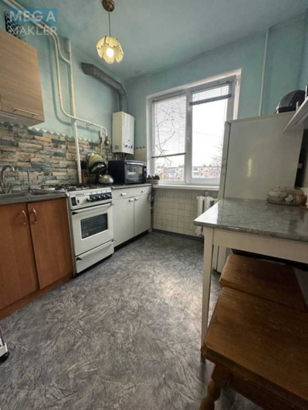 Продаж 2 кімнатної квартири (49/33/6), 4 пов. 5 пов. будинку, <a class="location-link" href="/cherkassi/" title="Недвижимость Черкаси">Черкаси</a>, <a class="location-link" href="/cherkassi/pridneprovskij/" title="Недвижимость Придніпровський район">Придніпровський р-н</a>, Соломянська, 76 (изображение 11)