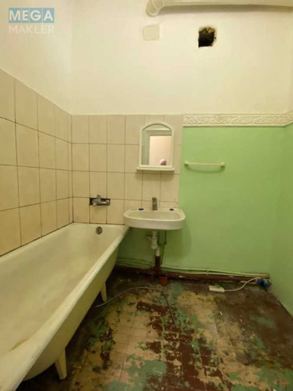 Продаж 3 кімнатної квартири (62,1/40/7,2), 2 пов. 2 пов. будинку, <a class="location-link" href="/kiev/" title="Недвижимость Київ">Київ</a>, <a class="location-link" href="/kiev/svyatoshinskij/" title="Недвижимость Святошинський район">Святошинський р-н</a>, Перемоги вул., 4 (изображение 2)