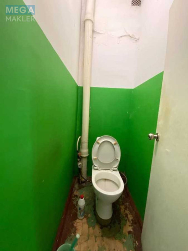 Продаж 3 кімнатної квартири (62,1/40/7,2), 2 пов. 2 пов. будинку, <a class="location-link" href="/kiev/" title="Недвижимость Київ">Київ</a>, <a class="location-link" href="/kiev/svyatoshinskij/" title="Недвижимость Святошинський район">Святошинський р-н</a>, Перемоги вул., 4 (изображение 4)