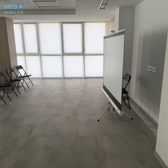 Продаж комерційної нерухомості, 623,90&nbsp;кв.м, <a class="location-link" href="/rovno/" title="Недвижимость Рівне">Рівне</a>, Перший промінь, 7Б (изображение 4)