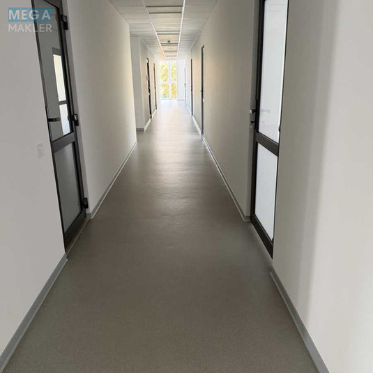 Продаж комерційної нерухомості, 623,90&nbsp;кв.м, <a class="location-link" href="/rovno/" title="Недвижимость Рівне">Рівне</a>, Перший промінь, 7Б (изображение 17)