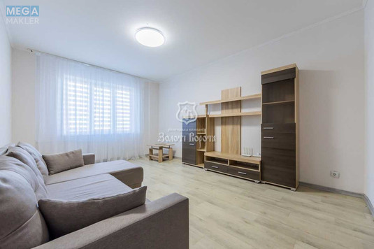 Продаж 3 кімнатної квартири (70/41/9), 8 пов. 10 пов. будинку, <a class="location-link" href="/kiev/" title="Недвижимость Київ">Київ</a>, <a class="location-link" href="/kiev/darnickij/" title="Недвижимость Дарницький район">Дарницький р-н</a>, Миколи Бажана просп., 28в (изображение 2)