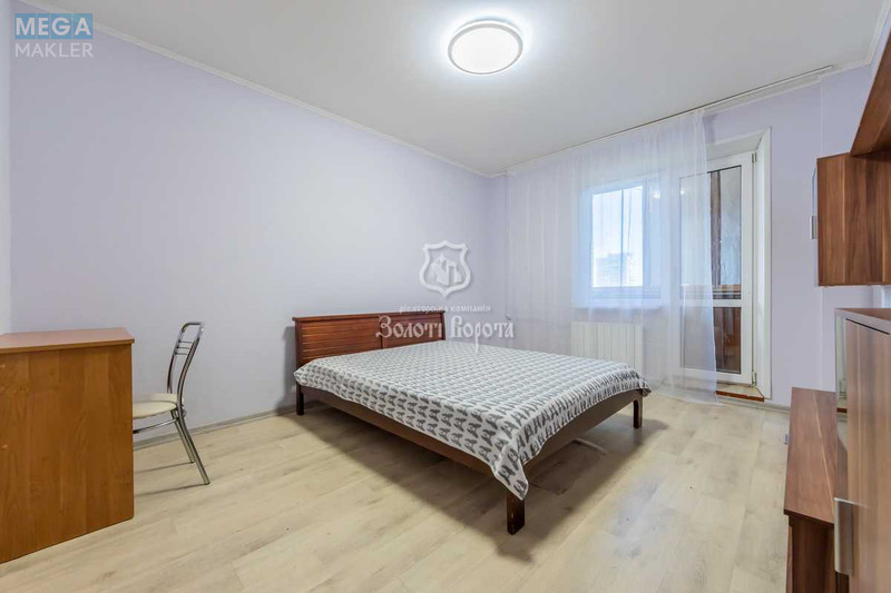 Продаж 3 кімнатної квартири (70/41/9), 8 пов. 10 пов. будинку, <a class="location-link" href="/kiev/" title="Недвижимость Київ">Київ</a>, <a class="location-link" href="/kiev/darnickij/" title="Недвижимость Дарницький район">Дарницький р-н</a>, Миколи Бажана просп., 28в (изображение 5)