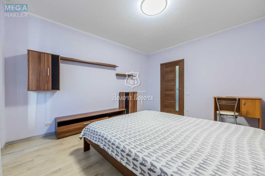 Продаж 3 кімнатної квартири (70/41/9), 8 пов. 10 пов. будинку, <a class="location-link" href="/kiev/" title="Недвижимость Київ">Київ</a>, <a class="location-link" href="/kiev/darnickij/" title="Недвижимость Дарницький район">Дарницький р-н</a>, Миколи Бажана просп., 28в (изображение 7)