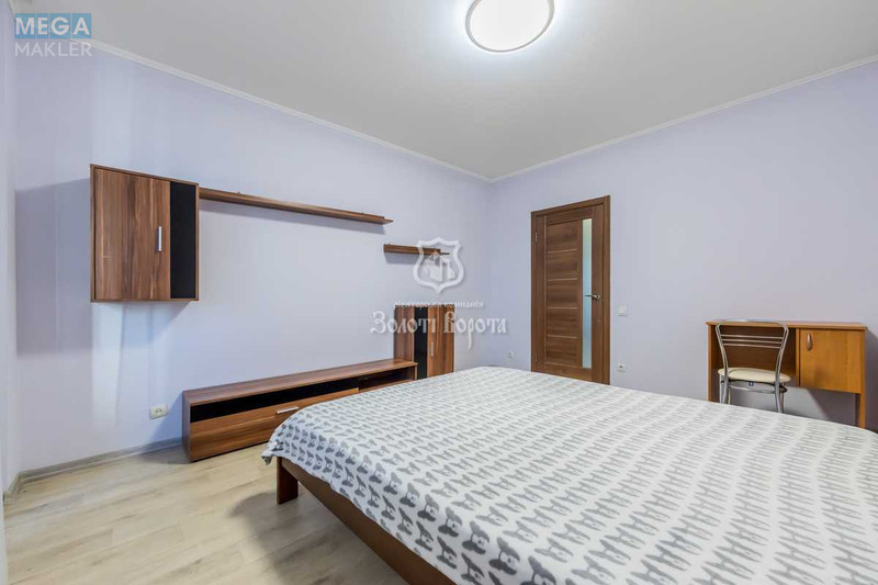 Продаж 3 кімнатної квартири (70/41/9), 8 пов. 10 пов. будинку, <a class="location-link" href="/kiev/" title="Недвижимость Київ">Київ</a>, <a class="location-link" href="/kiev/darnickij/" title="Недвижимость Дарницький район">Дарницький р-н</a>, Миколи Бажана просп., 28в (изображение 7)