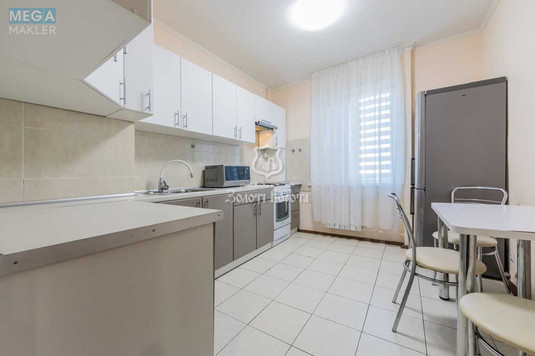 Продаж 3 кімнатної квартири (70/41/9), 8 пов. 10 пов. будинку, <a class="location-link" href="/kiev/" title="Недвижимость Київ">Київ</a>, <a class="location-link" href="/kiev/darnickij/" title="Недвижимость Дарницький район">Дарницький р-н</a>, Миколи Бажана просп., 28в (изображение 13)