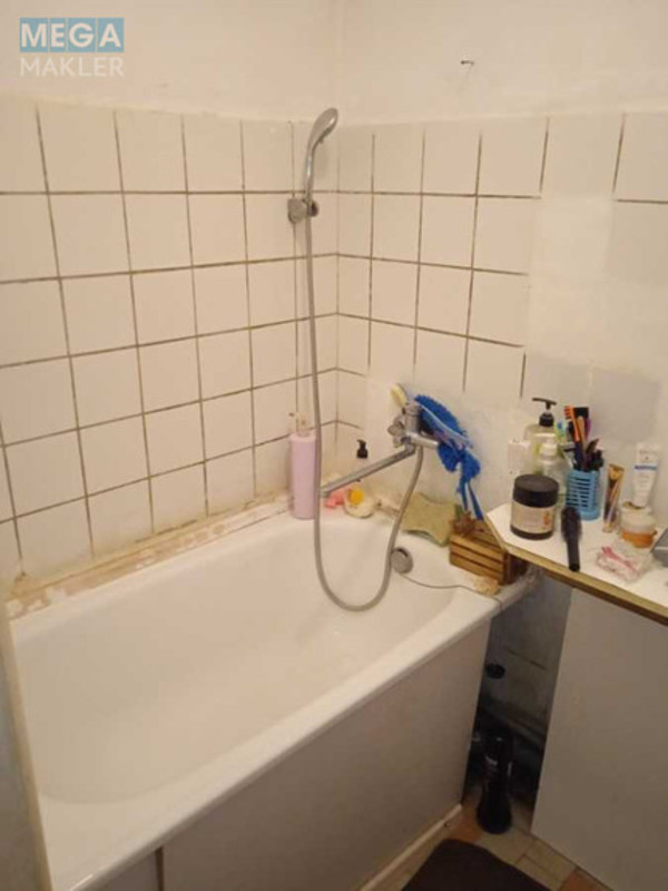 Оренда 1 кімнатної квартири, <a class="location-link" href="/kiev/" title="Недвижимость Київ">Київ</a>, <a class="location-link" href="/kiev/darnickij/" title="Недвижимость Дарницький район">Дарницький р-н</a>, Ялтинська вул., 9а (изображение 6)