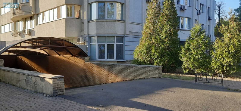 Продаж 2 кімнатної квартири (82/60/15), 11 пов. 25 пов. будинку, <a class="location-link" href="/kiev/" title="Недвижимость Київ">Київ</a>, <a class="location-link" href="/kiev/svyatoshinskij/" title="Недвижимость Святошинський район">Святошинський р-н</a>, Верховинна вул., 35 (изображение 11)