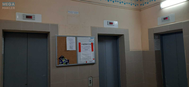 Продаж 2 кімнатної квартири (82/60/15), 11 пов. 25 пов. будинку, <a class="location-link" href="/kiev/" title="Недвижимость Київ">Київ</a>, <a class="location-link" href="/kiev/svyatoshinskij/" title="Недвижимость Святошинський район">Святошинський р-н</a>, Верховинна вул., 35 (изображение 24)