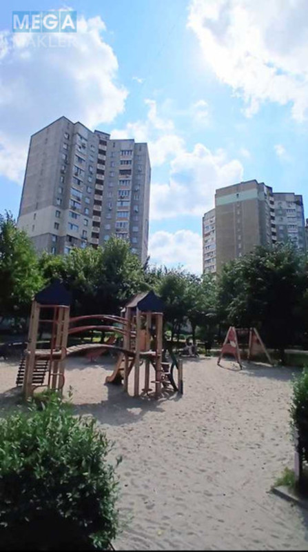 Продаж окремої будівлі/побудови, 140&nbsp;кв.м, <a class="location-link" href="/kiev/" title="Недвижимость Київ">Київ</a>, <a class="location-link" href="/kiev/podolskij/" title="Недвижимость Подільський район">Подільський р-н</a>, Василия Порика просп., 7б (изображение 4)