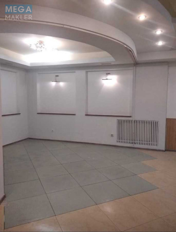 Продаж окремої будівлі/побудови, 140&nbsp;кв.м, <a class="location-link" href="/kiev/" title="Недвижимость Київ">Київ</a>, <a class="location-link" href="/kiev/podolskij/" title="Недвижимость Подільський район">Подільський р-н</a>, Василия Порика просп., 7б (изображение 8)