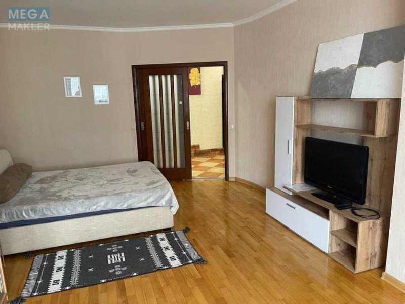 Оренда 1 кімнатної квартири, <a class="location-link" href="/kiev/" title="Недвижимость Київ">Київ</a>, <a class="location-link" href="/kiev/shevchenkovskij/" title="Недвижимость Шевченківський район">Шевченківський р-н</a>, Черновола Вячеслава ул., 20 (изображение 22)