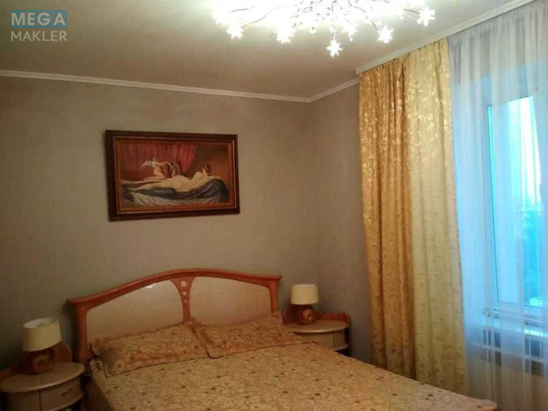 Продаж 3 кімнатної квартири (87/?/14), 11 пов. 17 пов. будинку, <a class="location-link" href="/kiev/" title="Недвижимость Київ">Київ</a>, <a class="location-link" href="/kiev/obolonskij/" title="Недвижимость Оболонський район">Оболонський р-н</a>, Богатырская ул., 6/1 (изображение 4)