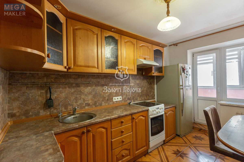 Продаж 3 кімнатної квартири (72/40,6/8,8), 5 пов. 14 пов. будинку, <a class="location-link" href="/kiev/" title="Недвижимость Київ">Київ</a>, <a class="location-link" href="/kiev/goloseevskij/" title="Недвижимость Голосіївський район">Голосіївський р-н</a>, Антоновича вул., 104 (изображение 12)