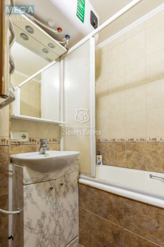 Продаж 3 кімнатної квартири (72/40,6/8,8), 5 пов. 14 пов. будинку, <a class="location-link" href="/kiev/" title="Недвижимость Київ">Київ</a>, <a class="location-link" href="/kiev/goloseevskij/" title="Недвижимость Голосіївський район">Голосіївський р-н</a>, Антоновича вул., 104 (изображение 16)