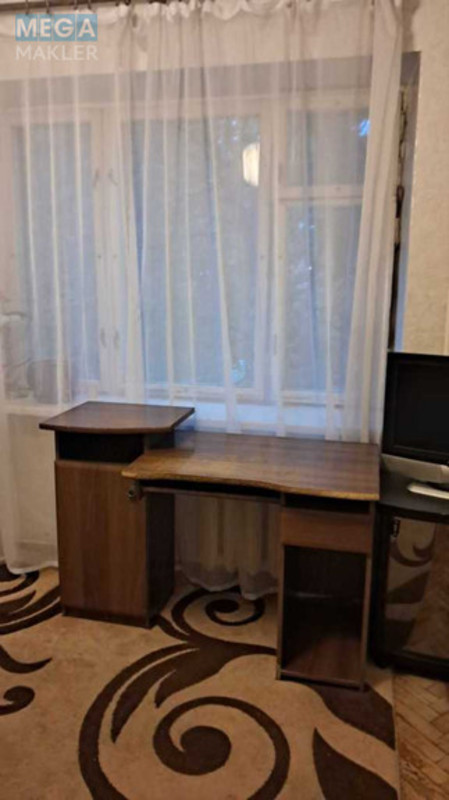 Оренда 1 кімнатної квартири, <a class="location-link" href="/kiev/" title="Недвижимость Київ">Київ</a>, <a class="location-link" href="/kiev/solomenskij/" title="Недвижимость Солом'янський район">Солом'янський р-н</a>, Леваневського вул., 4 (изображение 3)