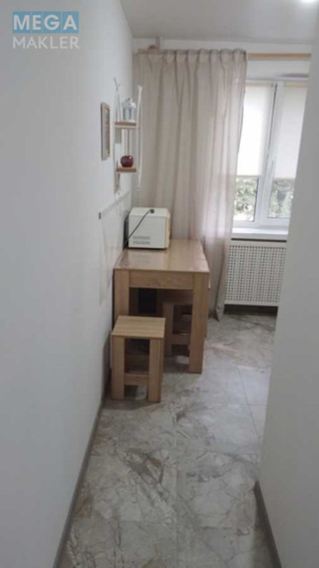 Оренда 3 кімнатної квартири, <a class="location-link" href="/kiev/" title="Недвижимость Київ">Київ</a>, <a class="location-link" href="/kiev/solomenskij/" title="Недвижимость Солом'янський район">Солом'янський р-н</a>, Чоколівський бульв., 29 (изображение 3)