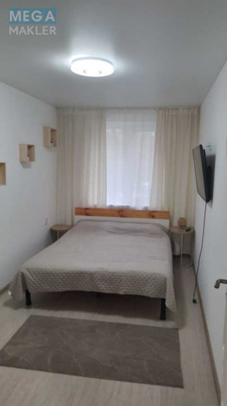 Оренда 3 кімнатної квартири, <a class="location-link" href="/kiev/" title="Недвижимость Київ">Київ</a>, <a class="location-link" href="/kiev/solomenskij/" title="Недвижимость Солом'янський район">Солом'янський р-н</a>, Чоколівський бульв., 29 (изображение 5)