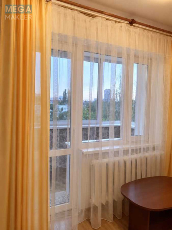 Оренда 2 кімнатної квартири, <a class="location-link" href="/kiev/" title="Недвижимость Київ">Київ</a>, <a class="location-link" href="/kiev/solomenskij/" title="Недвижимость Солом'янський район">Солом'янський р-н</a>, Генерала Воробйова вул., 8А (изображение 8)