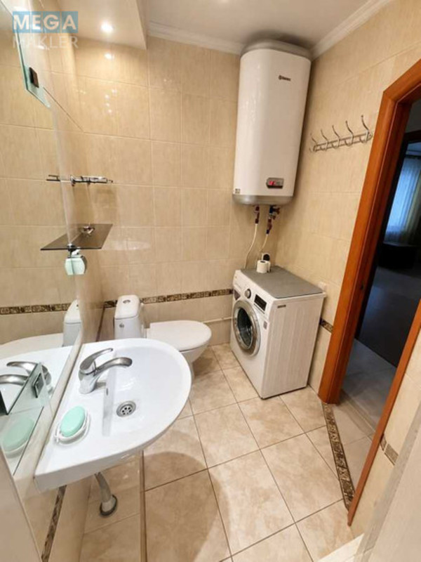 Оренда 2 кімнатної квартири, <a class="location-link" href="/kiev/" title="Недвижимость Київ">Київ</a>, <a class="location-link" href="/kiev/solomenskij/" title="Недвижимость Солом'янський район">Солом'янський р-н</a>, Генерала Воробйова вул., 8А (изображение 11)
