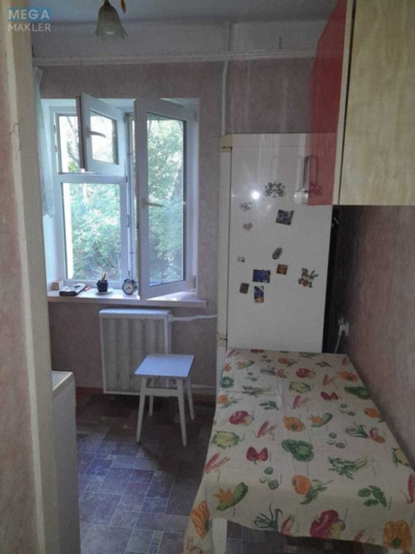 Оренда 1 кімнатної квартири, <a class="location-link" href="/kiev/" title="Недвижимость Київ">Київ</a>, <a class="location-link" href="/kiev/solomenskij/" title="Недвижимость Солом'янський район">Солом'янський р-н</a>, Ніщинського вул., 10 (изображение 2)