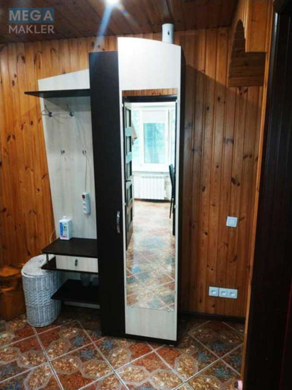 Оренда 2 кімнатної квартири, <a class="location-link" href="/kiev/" title="Недвижимость Київ">Київ</a>, <a class="location-link" href="/kiev/dneprovskij/" title="Недвижимость Дніпровський район">Дніпровський р-н</a>, Будівельників вул., 12а (изображение 3)