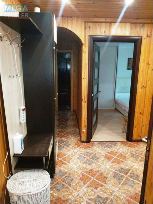 Оренда 2 кімнатної квартири, <a class="location-link" href="/kiev/" title="Недвижимость Київ">Київ</a>, <a class="location-link" href="/kiev/dneprovskij/" title="Недвижимость Дніпровський район">Дніпровський р-н</a>, Будівельників вул., 12а (изображение 4)