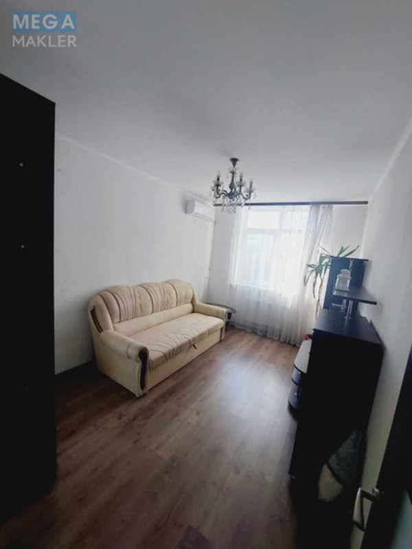 Оренда 2 кімнатної квартири, <a class="location-link" href="/kiev/" title="Недвижимость Київ">Київ</a>, <a class="location-link" href="/kiev/solomenskij/" title="Недвижимость Солом'янський район">Солом'янський р-н</a>, Академика Каблукова ул., 23 (изображение 6)