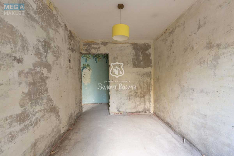 Продаж комерційної нерухомості, 64&nbsp;кв.м, под офис, <a class="location-link" href="/kiev/" title="Недвижимость Київ">Київ</a>, <a class="location-link" href="/kiev/pecherskij/" title="Недвижимость Печерський район">Печерський р-н</a>, Звіринецька вул., 61 (изображение 2)