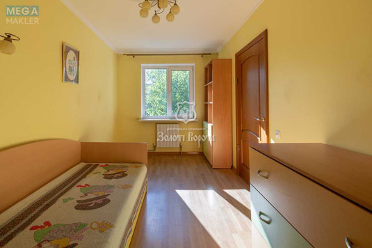 Продаж 2 кімнатної квартири (46/29/6), 5 пов. 5 пов. будинку, <a class="location-link" href="/kiev/" title="Недвижимость Київ">Київ</a>, <a class="location-link" href="/kiev/solomenskij/" title="Недвижимость Солом'янський район">Солом'янський р-н</a>, Метробудівська вул., 7 (изображение 5)