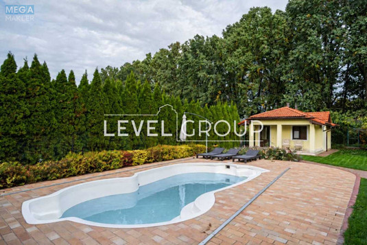 Продаж дома, 2&nbsp;поверху, 262&nbsp;кв.м, 5&nbsp;кімнат, ділянка 12,50&nbsp;соток, <a class="location-link" href="/roslavichi/" title="Недвижимость Рославичі">Рославичі</a>, Юлианська, 53 (изображение 4)
