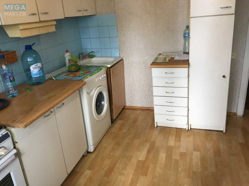 Оренда 1 кімнатної квартири, <a class="location-link" href="/kiev/" title="Недвижимость Київ">Київ</a>, <a class="location-link" href="/kiev/desnyanskij/" title="Недвижимость Деснянський район">Деснянський р-н</a>, Братиславська вул., 12 (изображение 5)