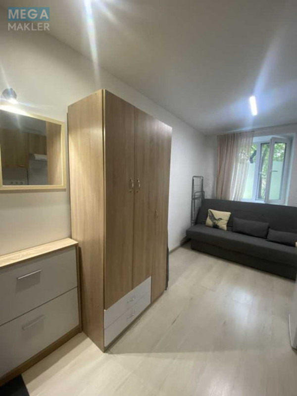 Продаж 4 кімнатної квартири (56/?/6), 1 пов. 4 пов. будинку, <a class="location-link" href="/kiev/" title="Недвижимость Київ">Київ</a>, <a class="location-link" href="/kiev/solomenskij/" title="Недвижимость Солом'янський район">Солом'янський р-н</a>, Николая Шепелева ул., 10а (изображение 2)