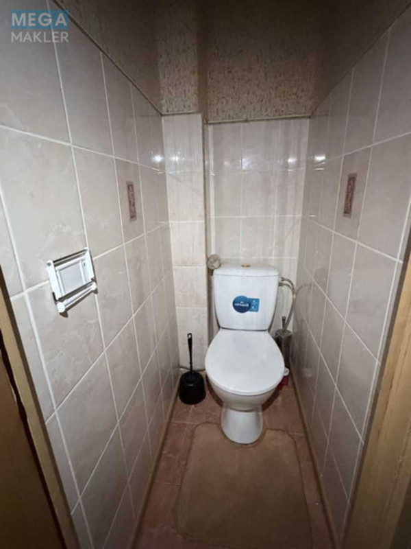 Продаж 2 кімнатної квартири (47/?/9), 4 пов. 5 пов. будинку, <a class="location-link" href="/kiev/" title="Недвижимость Київ">Київ</a>, <a class="location-link" href="/kiev/podolskij/" title="Недвижимость Подільський район">Подільський р-н</a>, Гречко Маршала ул., 8В (изображение 4)